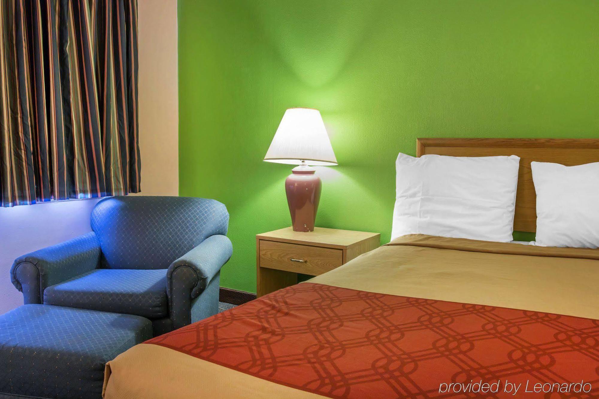 Econo Lodge Батъл Крийк Екстериор снимка