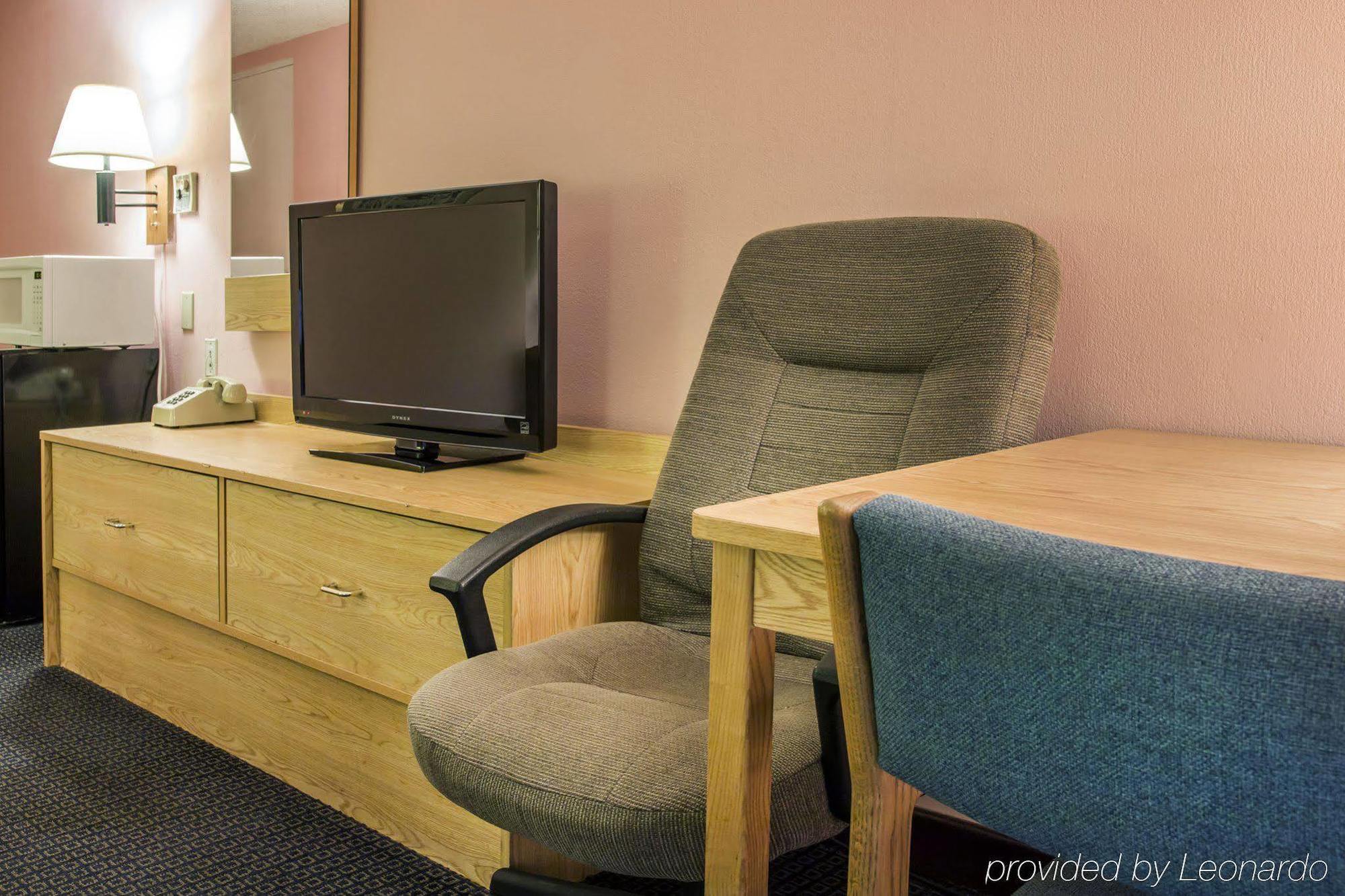 Econo Lodge Батъл Крийк Екстериор снимка