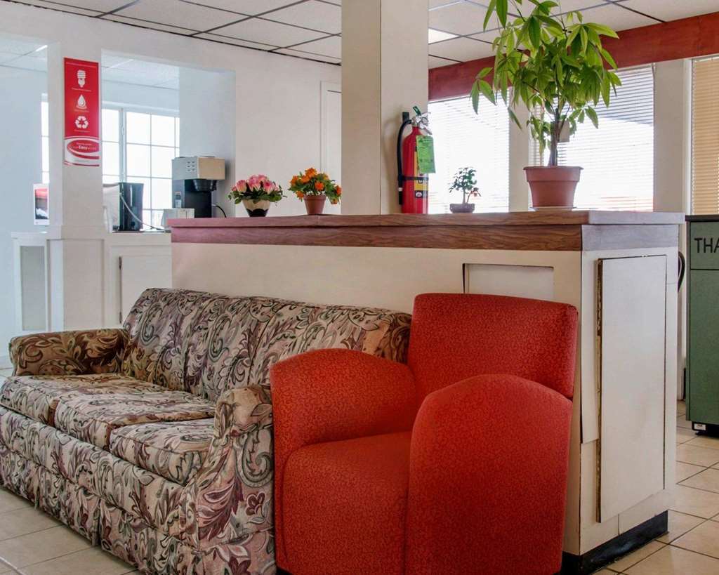 Econo Lodge Батъл Крийк Интериор снимка